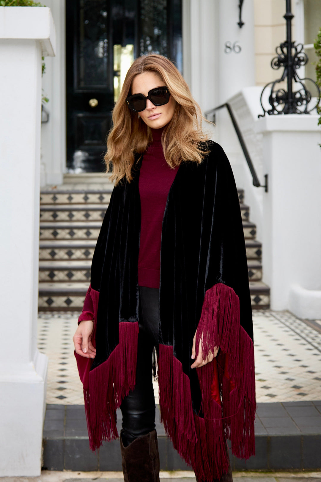 The Black Rose Poncho - MIRAYAMA EUROPE