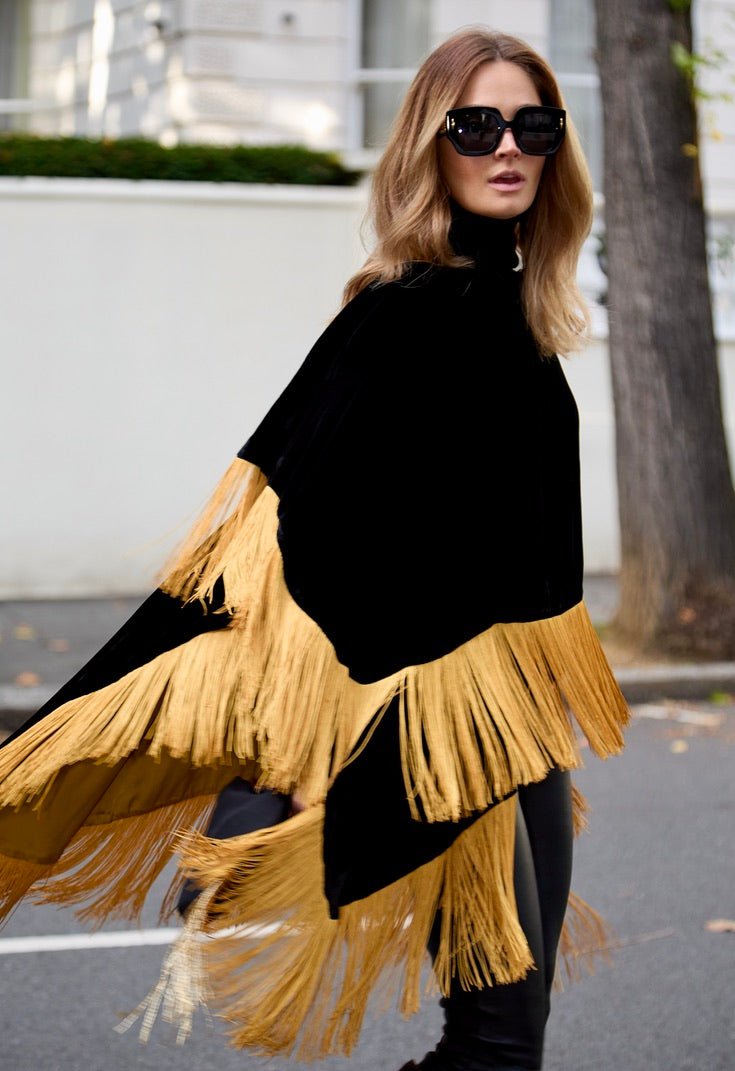 The Golden Age Poncho - MIRAYAMA EUROPE