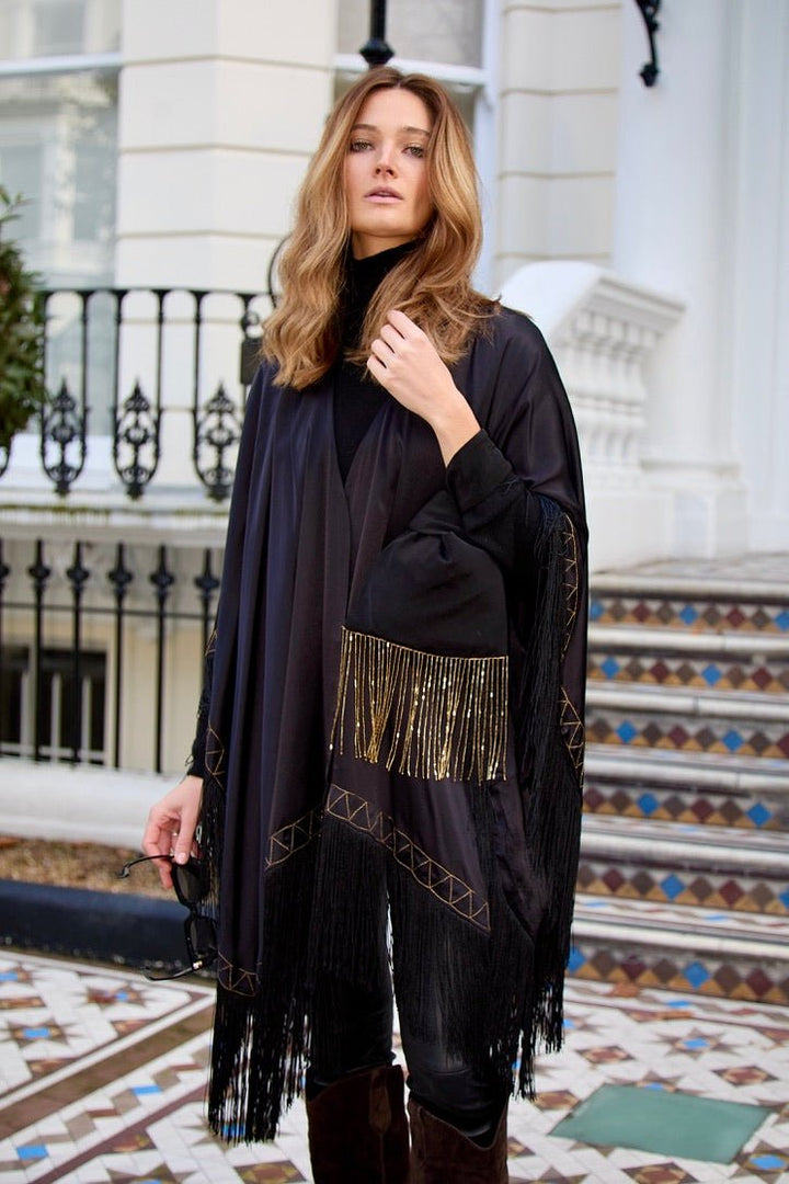 The Nomad Poncho - MIRAYAMA EUROPE